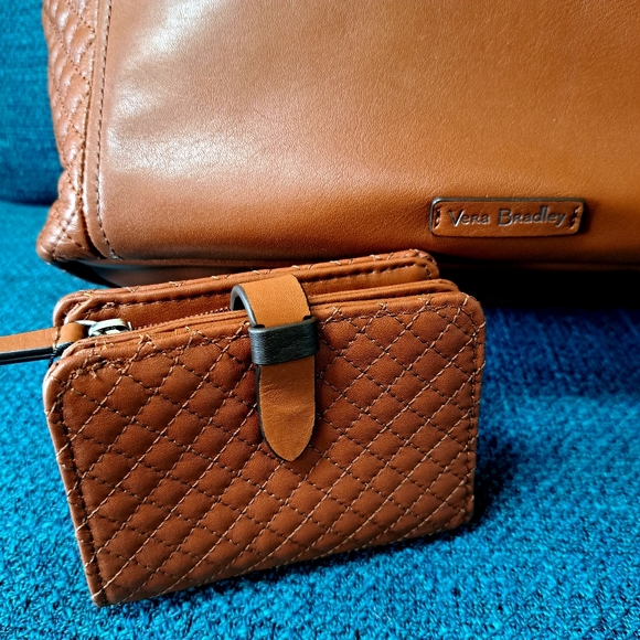 NWT Vera Bradley Leather Carryall Tote & Wallet Set - Picture 2 of 13